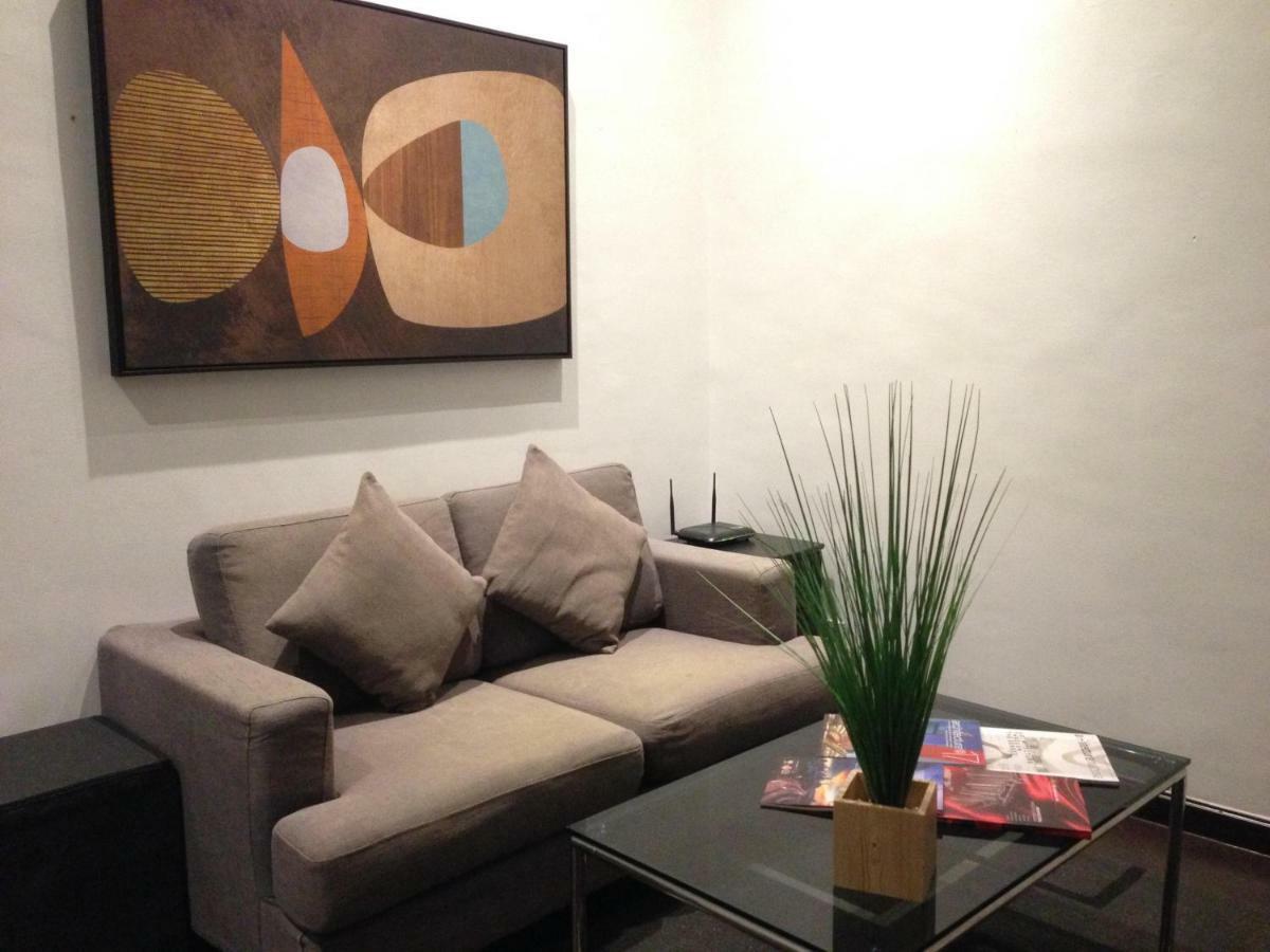 Seven Doors Aparthotels In Gramercy Makati Makati City Exterior foto